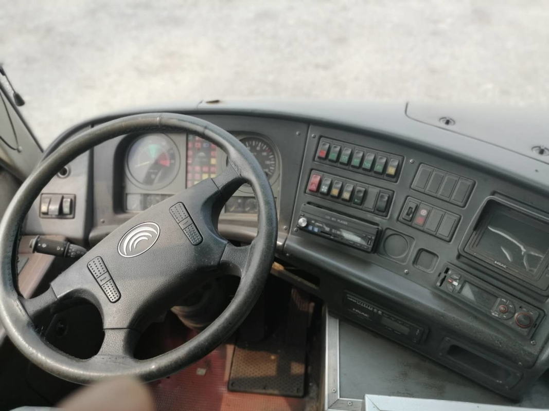 Bekas Yutong Long Tour Bus Antar Kota Bekas Bus Kota Penumpang Bekas Bus Diesel LHD Coach