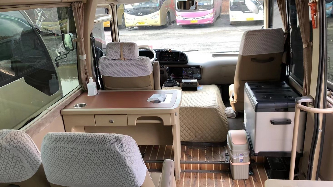 Bus Coaster Bekas Toyota 30 Bahan Bakar Bensin Bekas Mini Bus 3RZ Bus Mesin Depan