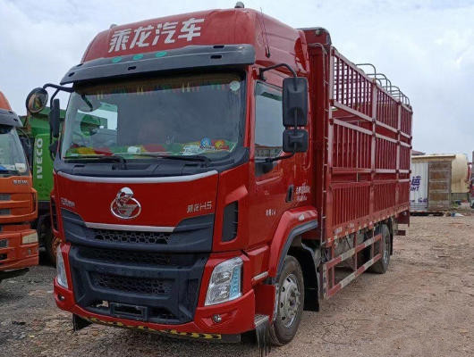 Pelat Kolom 10 Ton 26 Kaki Truk Kargo Bekas Untuk Bisnis Transportasi Dalam Kondisi Baik