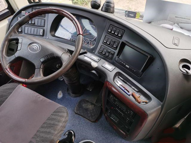 Bus Perkotaan Bekas Pariwisata Bus Wisata LHD Diesel Bekas 41 Kursi Bus Pelatih Yuchai EURO III