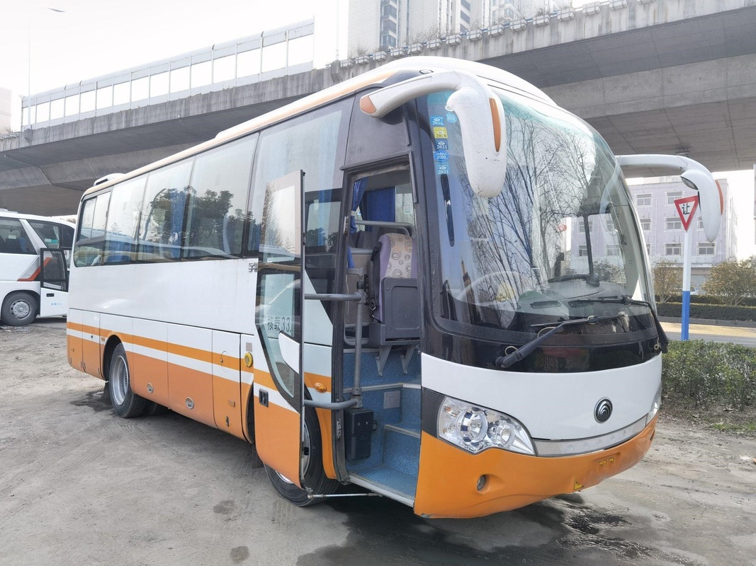 Bus Yutong Mewah Bekas Bekas Diesel Umum 24-35 Kursi Bus Kota LHD Bus Pelatih Bekas Tahun 2014
