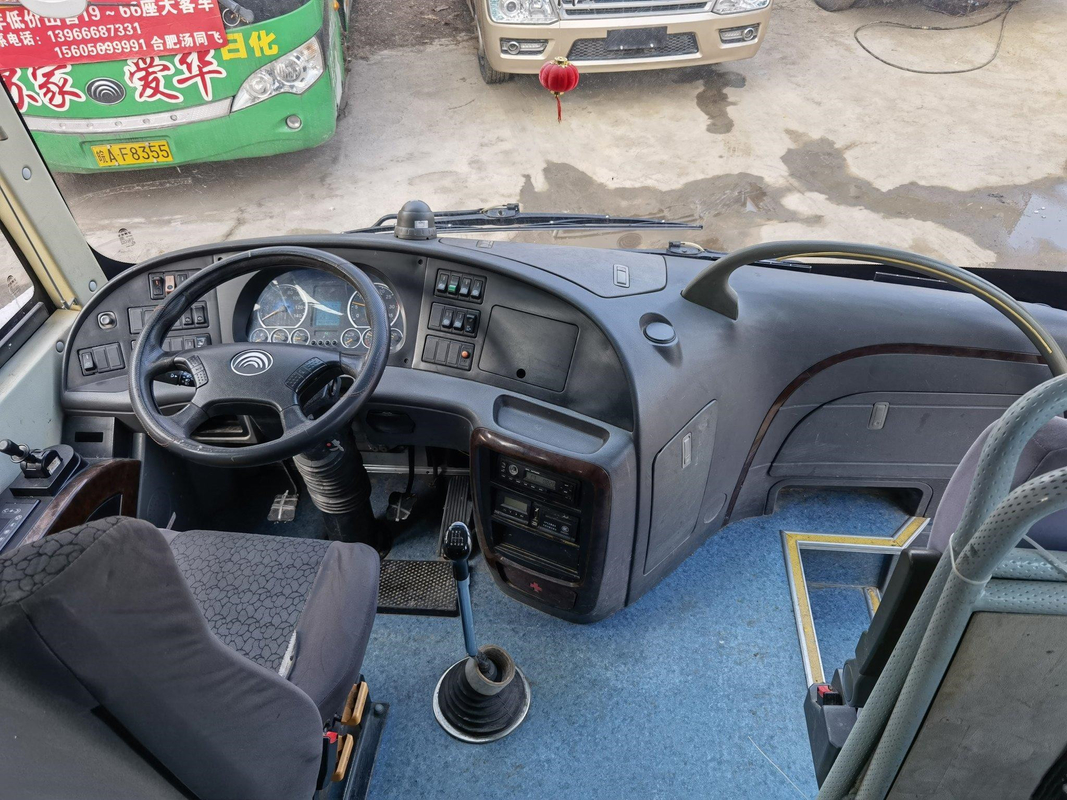 Bus Yutong Mewah Bekas Bekas Diesel Umum 24-35 Kursi Bus Kota LHD Bus Pelatih Bekas Tahun 2014