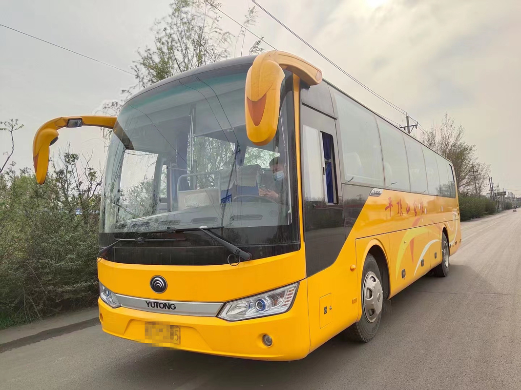49 Kursi 2016 Tahun Bekas Yutong Bus ZK6115 Bus Pelatih Bekas Dijual Mesin Diesel Yuchai LHD Steering