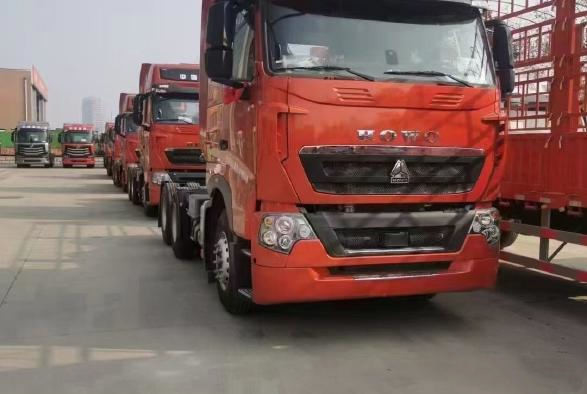 Truk Traktor HOWO bekas 6*4 480hp T7H LHD/RHD Euro V Engine