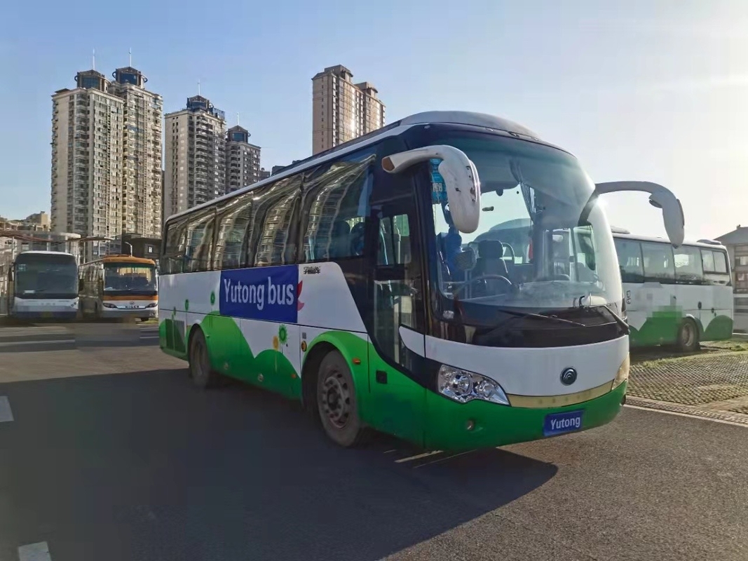 2014 Year 39 Seats Bekas Yutong Bus ZK6908 Dijual Bus Coach LHD Bekas Kondisi Bagus