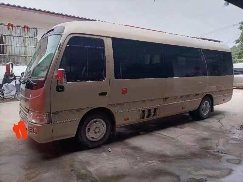 2013 Tahun 30 Kursi Bus Coaster Bekas Bus Mini Bus Toyota Coaster Bus Dengan Mesin Diesel 15B