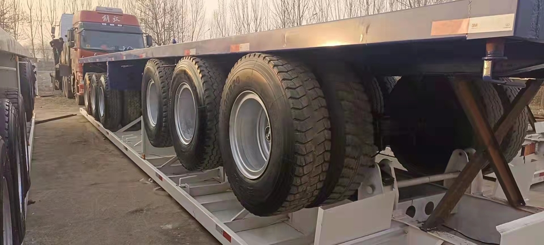Semitrailer Semi Trailer Bekas 13-15Tons Low-Flat Semi-Trailer 3/4/5/6 Gandar