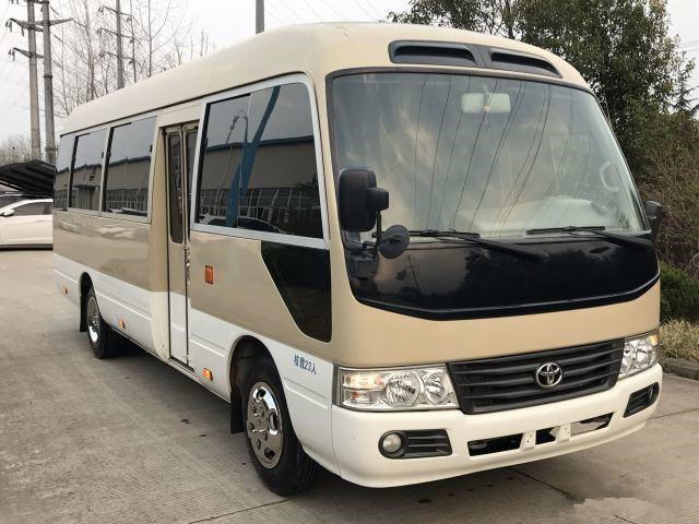 23 Kursi 2013 Tahun Bekas Toyota Coaster Bus Bekas Mini Dengan Mesin 3TR Bensin Tangan Kiri Kemudi