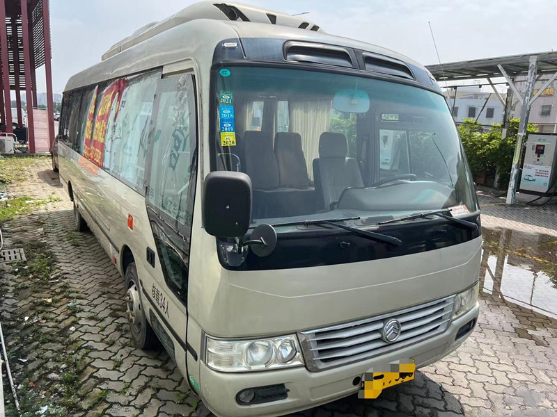 34 Kursi Bekas Coaster Bus Bekas Mini Bus XML6809 Dengan Kemudi Tangan Kiri Mesin Listrik