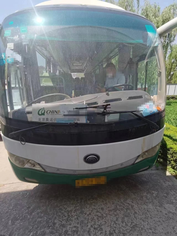 35 Kursi Bekas Yutong Bus ZK6809 Dijual Mini Bus LHD Steering Bekas Dengan Harga Murah