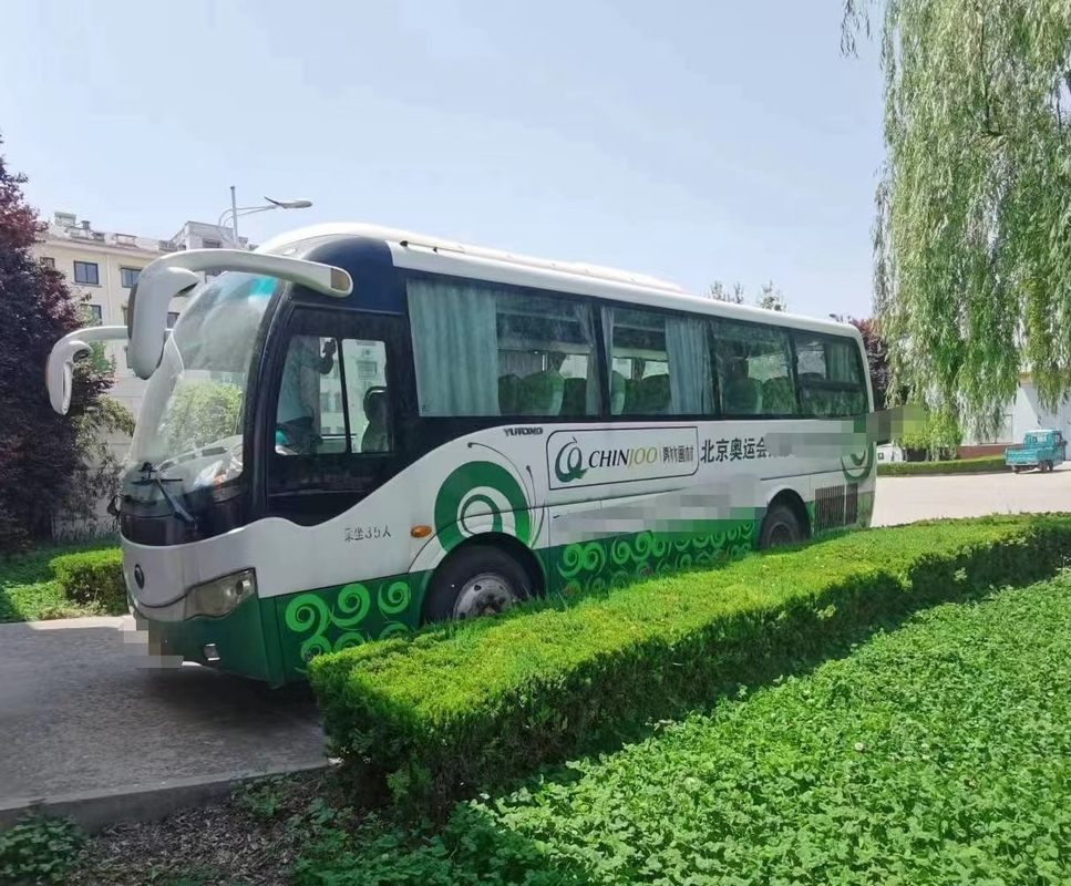 35 Kursi Bekas Yutong Bus ZK6809 Dijual Mini Bus LHD Steering Bekas Dengan Harga Murah