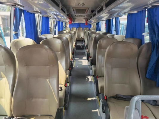 2013 Tahun 45 Kursi Digunakan Yutong Bus ZK6107 Kemudi RHD Dalam Kondisi Baik