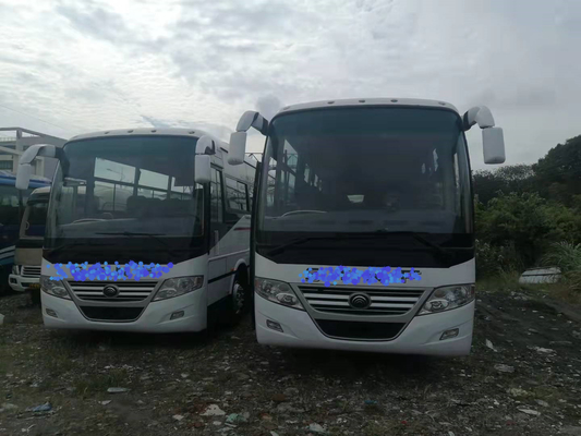 RHD / LHD Digunakan Coach Bus 2+3layout 60seats Dengan Suspensi Pegas Plat Bumper Yutong ZK6112D