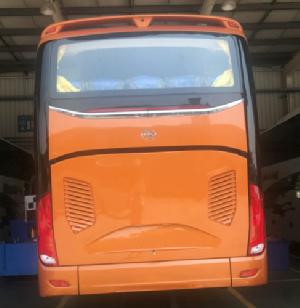 2021 Tahun 53 Kursi Baru Kedatangan Kinglong XMQ6127cy Bus Pelatih Baru Dengan Kemudi RHD Mesin Diesel