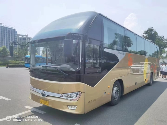 2018 Tahun 54 Kursi Digunakan Yutong Bus ZK6128 Coach Bus Diesel Engine Airbag Suspension