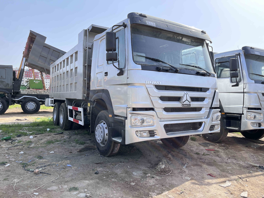 Truk Howo Bekas 8 Meter 380hp 6 Silinder Mesin Diesel EURO III 10 Roda 6 × 4 Howo Dump Truck ZZ3257