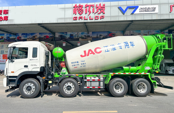 Truk Beton Mobil 7-8m3 Tanker Cement Mixer Truk Merek Cina JAC Yuchai 350hp