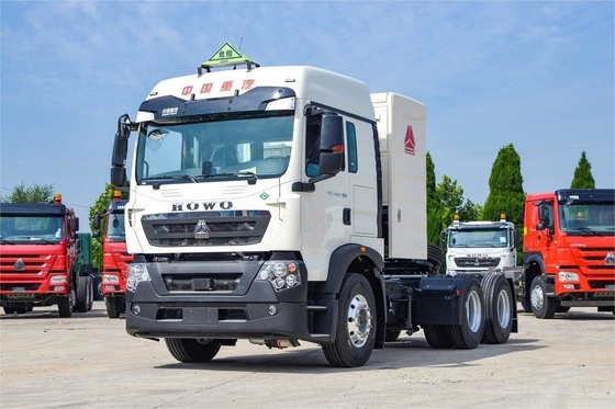 HOWO Truk berat 460HP 6X4 CNG Barang Berbahaya Traktor Nasional VI Delapan roda belakang