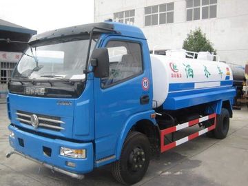 Dongfeng Digunakan Tanker Minyak 7350 × 2470 × 2710mm Kapasitas Tangki 10000L Dengan Motor Diesel Merah