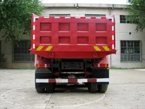 Warna Merah Dongfeng 2nd Tipper Truck Dengan 6x4 Drive EURO 3 Mesin Diesel