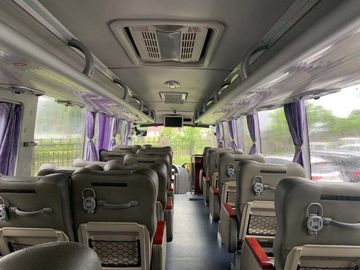 ZK6858 Series Yutong City Bus, White 19 Seater Bus Diesel Steering Tangan Kiri 2015 Tahun