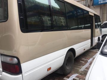 Mesin diesel 1HZ Jepang Asli 27 kursi bus Toyota Coaster dengan AC, lemari es