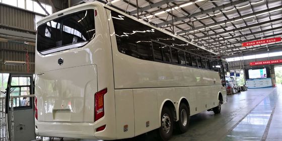 5800mm Wheelbase Kinglong 58 Seats Digunakan Bus Penumpang