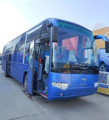 Lebih Tinggi KLQ6129 53 Kursi Mesin Belakang Digunakan Bus Pelatih Pintu Ganda Baja Chiassis
