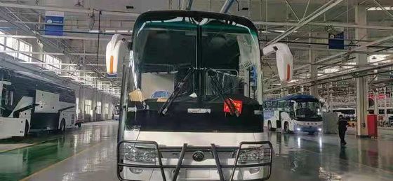 Bus Yutong Baru ZK6122H9 Dengan 55 Kursi Warna Putih Dalam Promosi Mesin Belakang