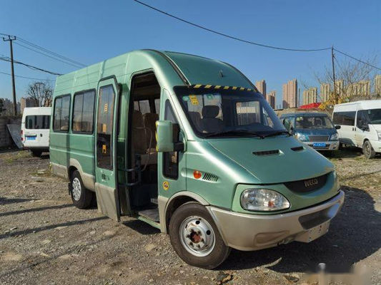 Bus Bekas 17 Kursi Mesin Diesel 2.8T Pintu Elektrik Euro III