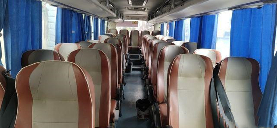 Bus Wisata Yutong Bekas ZK6998 Bekas 39 Kursi Bus Pelatih Mesin Diesel Yuchai Bekas Bus Mewah Antarkota Pada Tahun 2014
