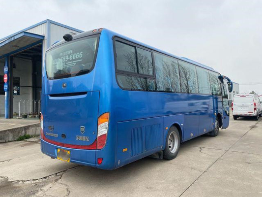 Bus Pelatih Bekas 37 Kursi Bus Yutong Zk6888 Dan Bus Pelatih di sebelah kanan drive
