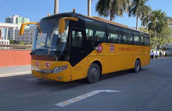 bus pelatih bekas mesin cummins untuk bus yutong 2014 tahun ZK6107 60 Kursi bus yutong untuk Dijual