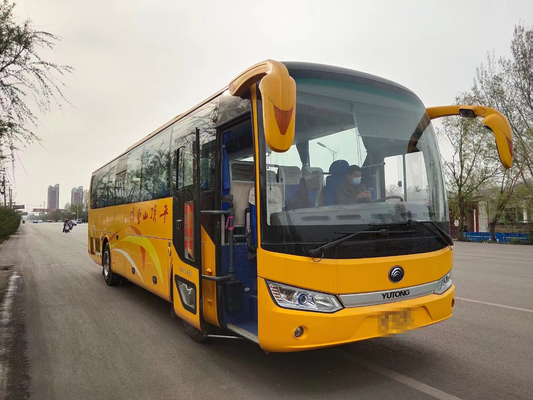 49 Kursi 2016 Tahun Bekas Yutong Bus ZK6115 Bus Pelatih Bekas Dijual Mesin Diesel Yuchai LHD Steering